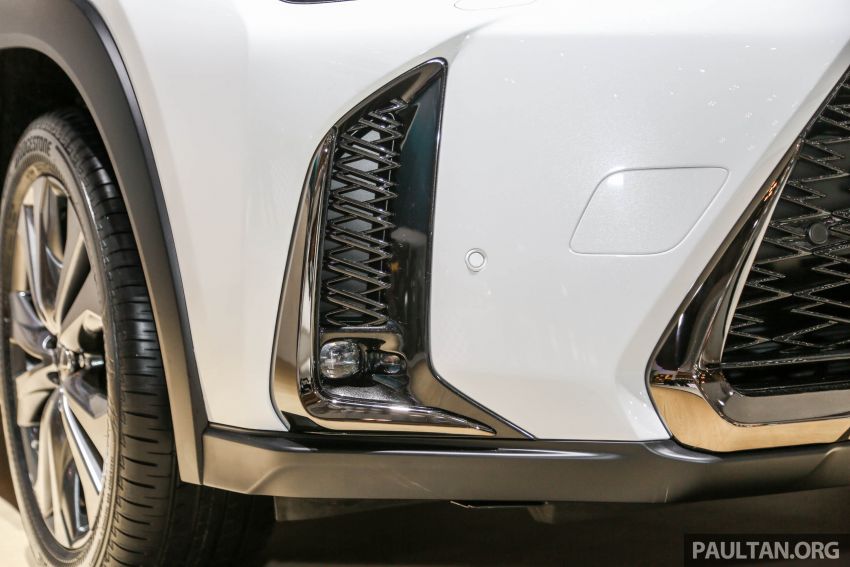 GIIAS 2018: Lexus UX – junior SUV makes Asian debut 848036