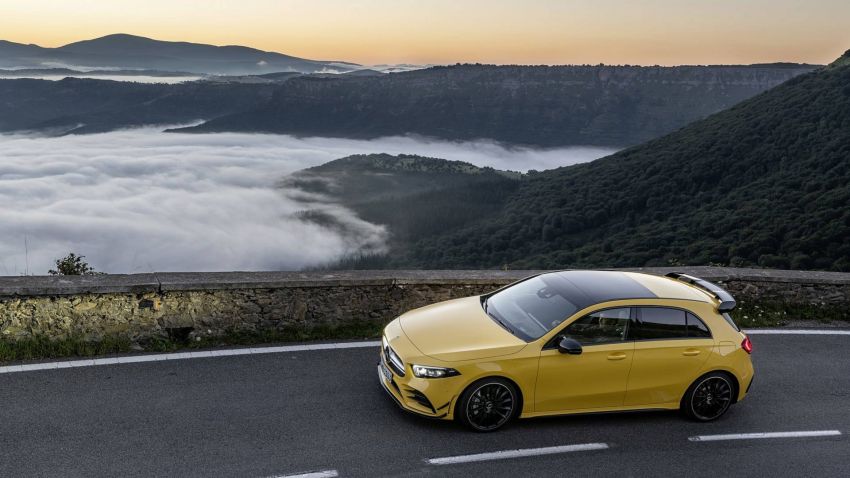 Mercedes-AMG A 35 4Matic didedahkan – 2.0L turbo, 306 hp dan 400 Nm, AWD; Pencabar terus VW Golf R! 862343
