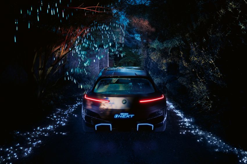 BMW Vision iNEXT previews all-electric SUV for 2021 862289