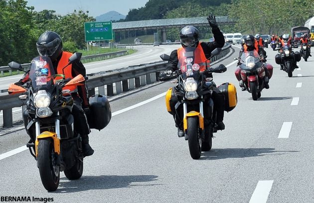 Malaysian motorcycles to be confined to left lane?