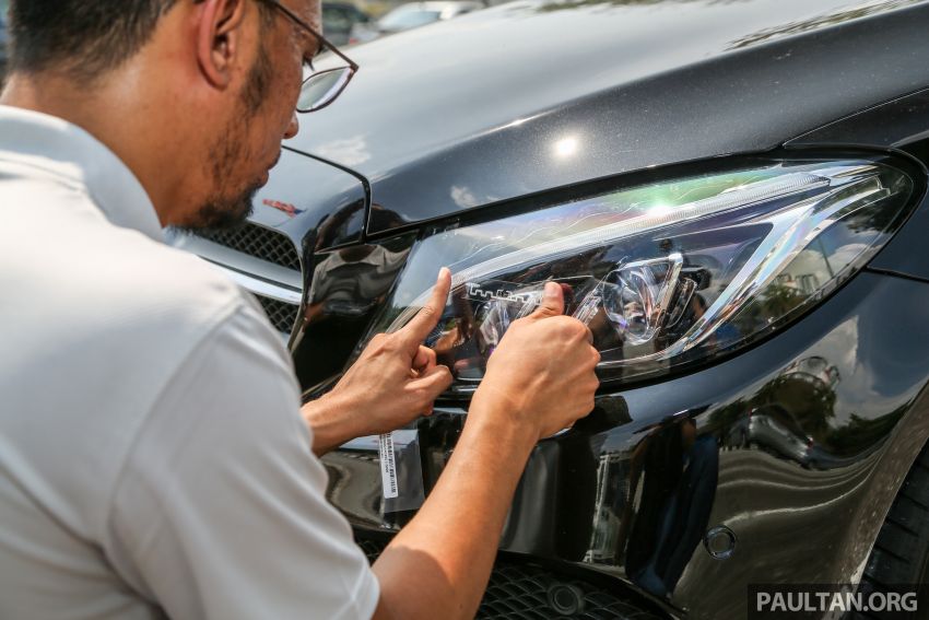 Touch n Go RFID pilot programme starts – we install the sticker and try out the new toll payment system 857210