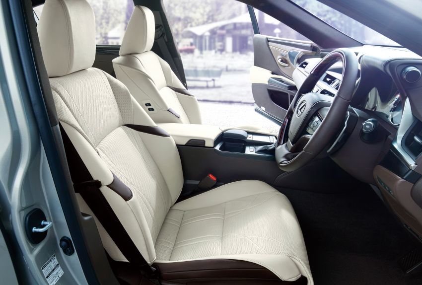 2019 Lexus ES launched in Japan – world’s first side-view cameras, ES 300h hybrid only, RM216k to RM259k 878740