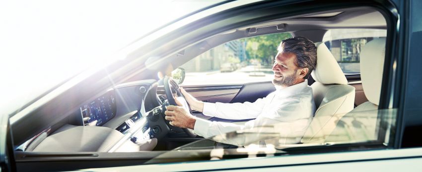 2019 Lexus ES launched in Japan – world’s first side-view cameras, ES 300h hybrid only, RM216k to RM259k 878709
