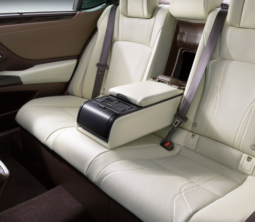2019 Lexus ES launched in Japan – world’s first side-view cameras, ES 300h hybrid only, RM216k to RM259k 878765