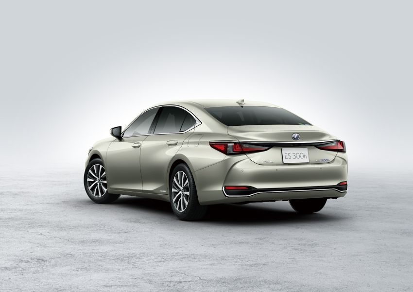 2019 Lexus ES launched in Japan – world’s first side-view cameras, ES 300h hybrid only, RM216k to RM259k 878806