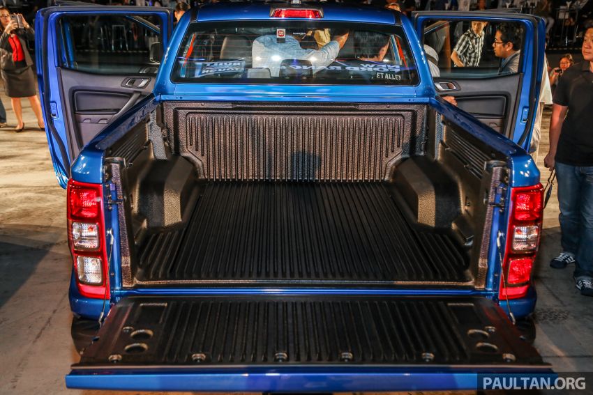 Ford Ranger Raptor on preview, to be shown at KLIMS 877857