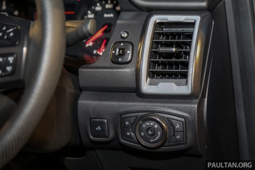 Ford Ranger Raptor on preview, to be shown at KLIMS 877889