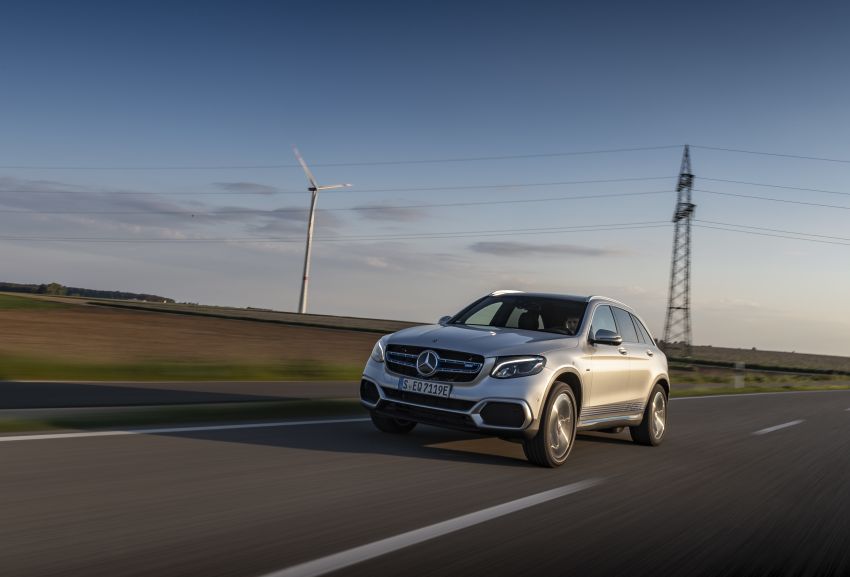 Mercedes-Benz GLC F-Cell – production plug-in hybrid hydrogen SUV debuts with 208 hp, 478 km total range 873698