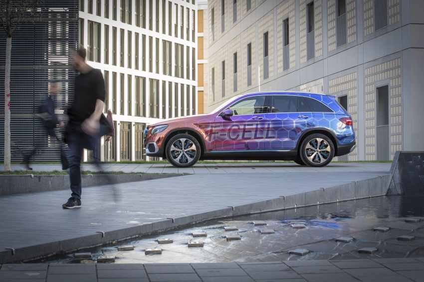 Mercedes-Benz GLC F-Cell – production plug-in hybrid hydrogen SUV debuts with 208 hp, 478 km total range 873779