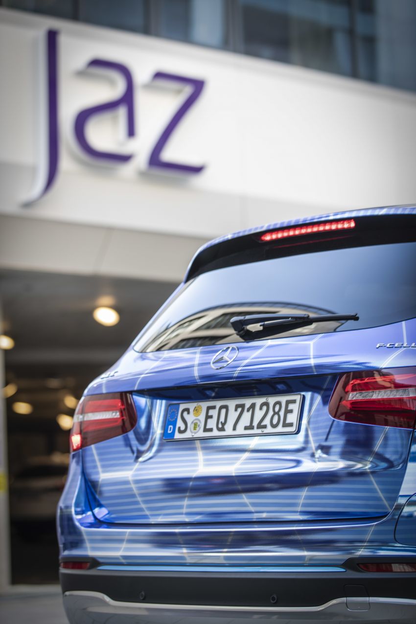Mercedes-Benz GLC F-Cell – production plug-in hybrid hydrogen SUV debuts with 208 hp, 478 km total range 873786