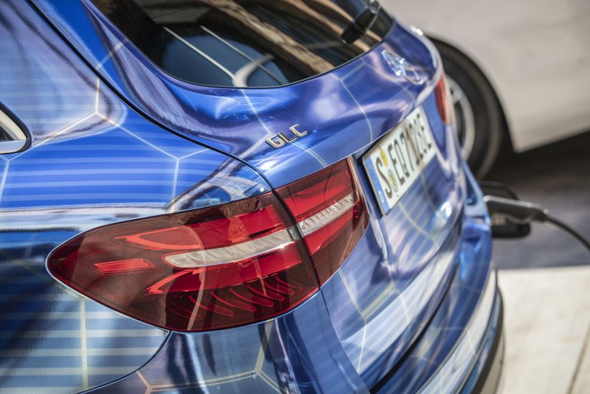 Mercedes-Benz GLC F-Cell – production plug-in hybrid hydrogen SUV debuts with 208 hp, 478 km total range 873788