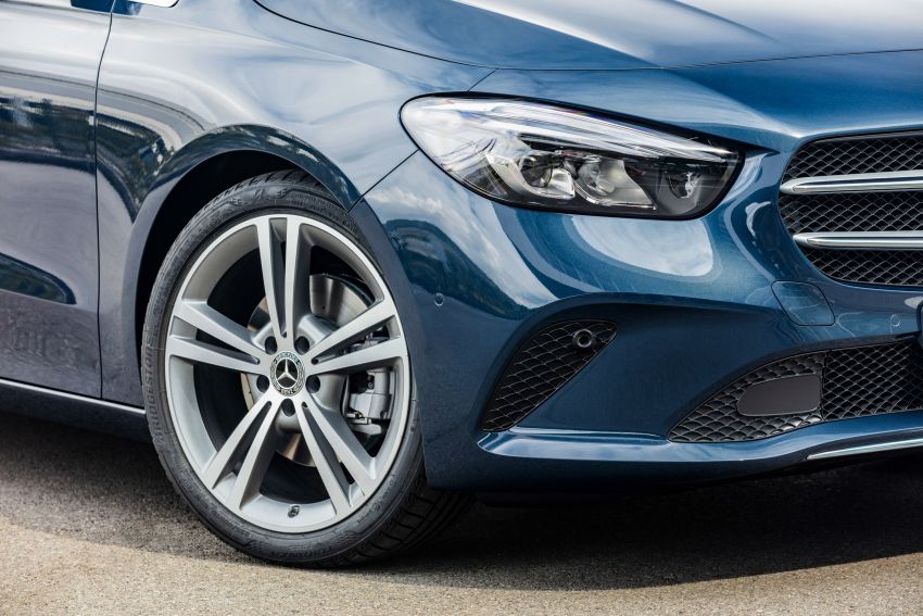 Mercedes-Benz B-Class W247 ditunjuk di Paris Motor Show – pilihan enjin petrol atau diesel, transmisi baru 867683