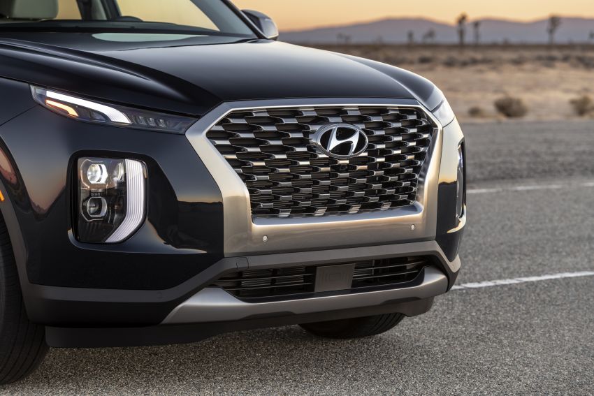 2020 Hyundai Palisade debuts – flagship eight-seat SUV, 3.8L V6, 8-speed auto, flush with safety tech 896090