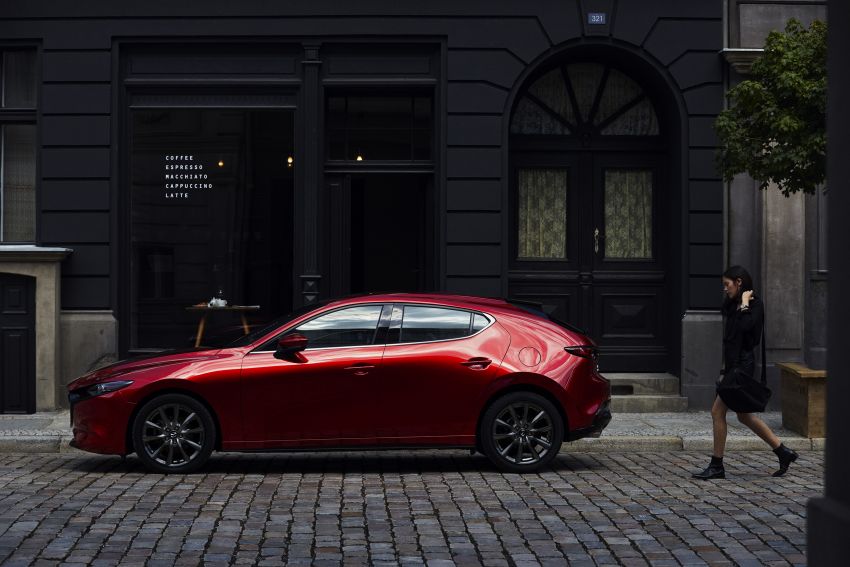 2019 Mazda 3 officially revealed – sedan, hatchback; SkyActiv-X hybrid; GVC Plus, improved i-Activsense 895360