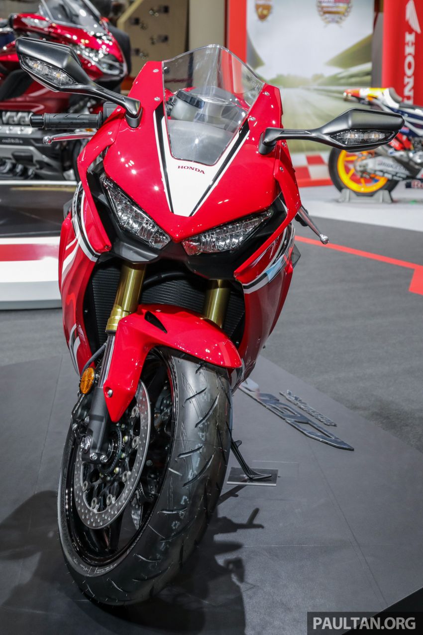 KLIMS18: Boon Siew Honda launches PCX Hybrid and Forza, CBR1000RR Fireblade – from RM13,499 892100
