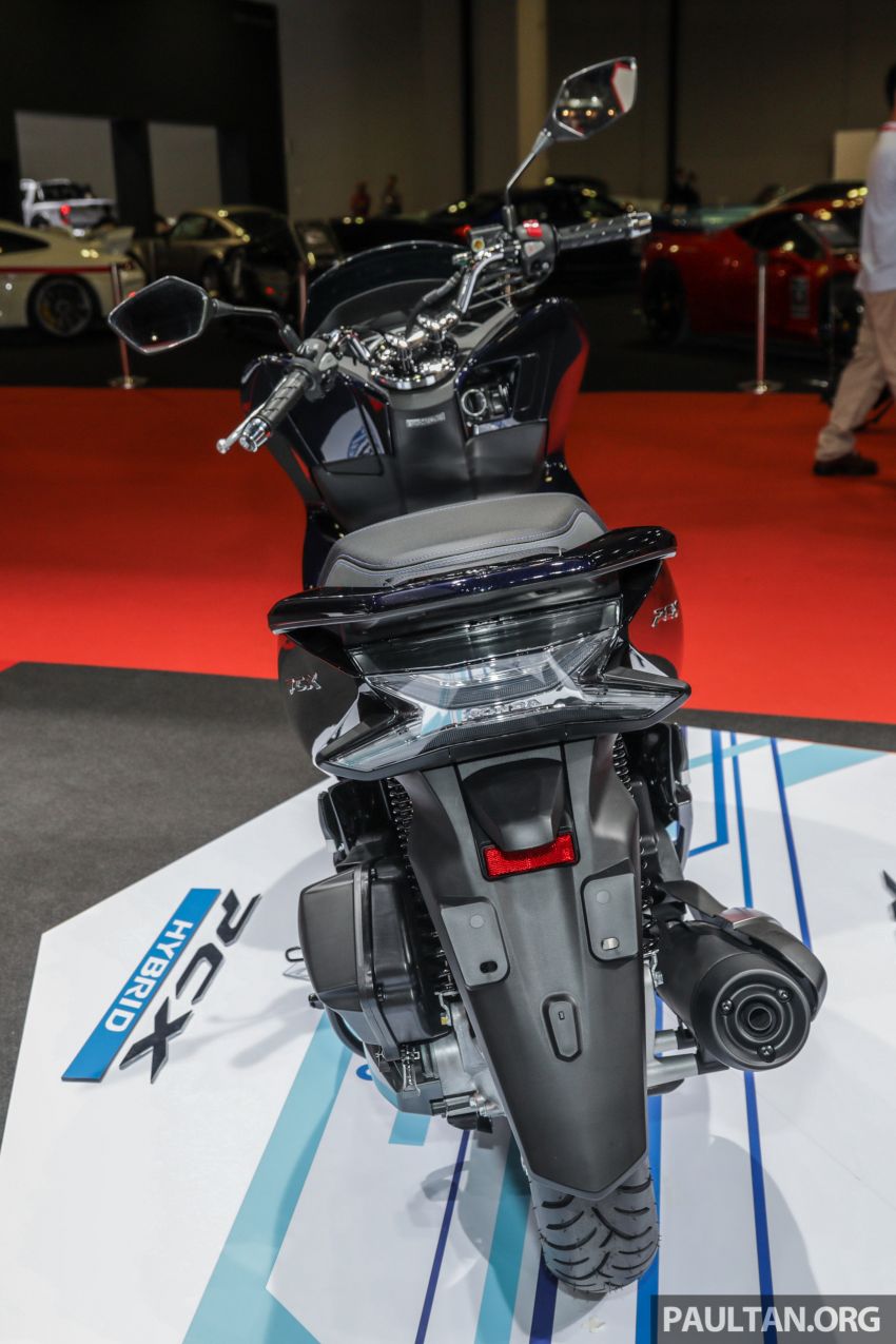 KLIMS18: Boon Siew Honda launches PCX Hybrid and Forza, CBR1000RR Fireblade – from RM13,499 892029