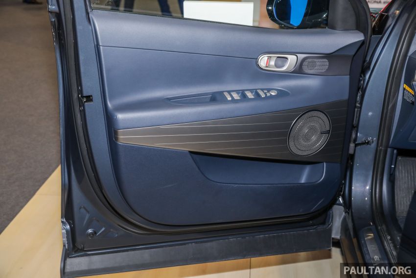 KLIMS18: Hyundai Nexo hydrogen fuel cell EV SUV 893013