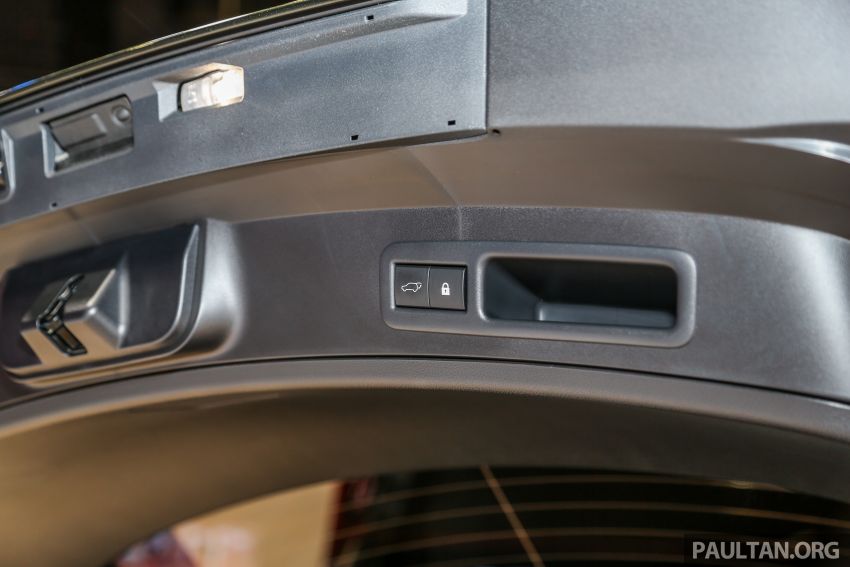 KLIMS18: Lexus UX crossover previewed in Malaysia 892512