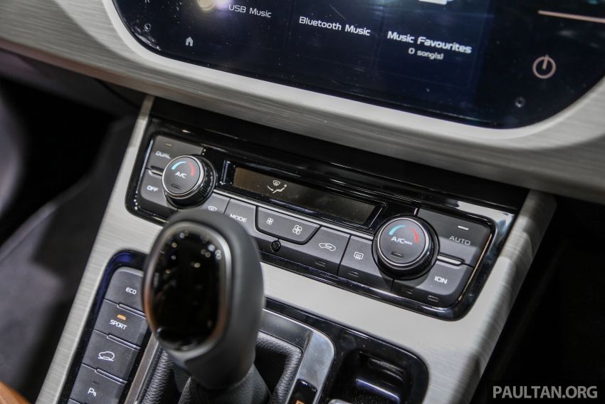 KLIMS18: Proton X70 SUV full preview, inside and out 891630