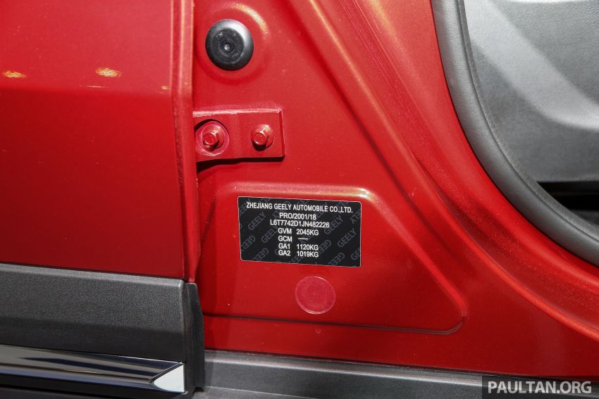 KLIMS18: Proton X70 SUV full preview, inside and out 891650