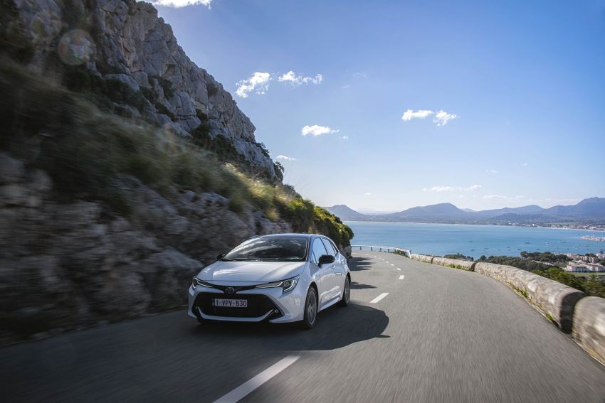 GALLERY: 2019 Toyota Corolla detailed for Europe – three body styles; four powertrains, including hybrids 926236