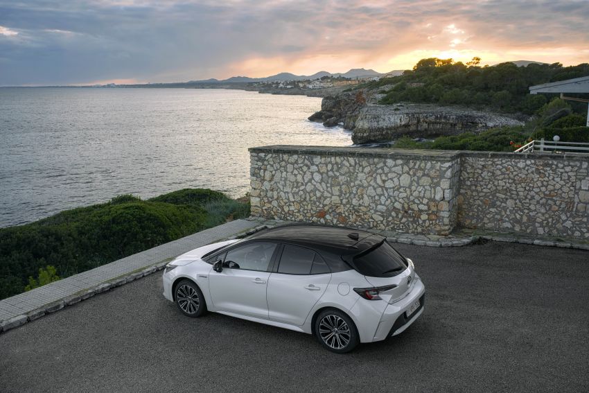 GALLERY: 2019 Toyota Corolla detailed for Europe – three body styles; four powertrains, including hybrids 926205