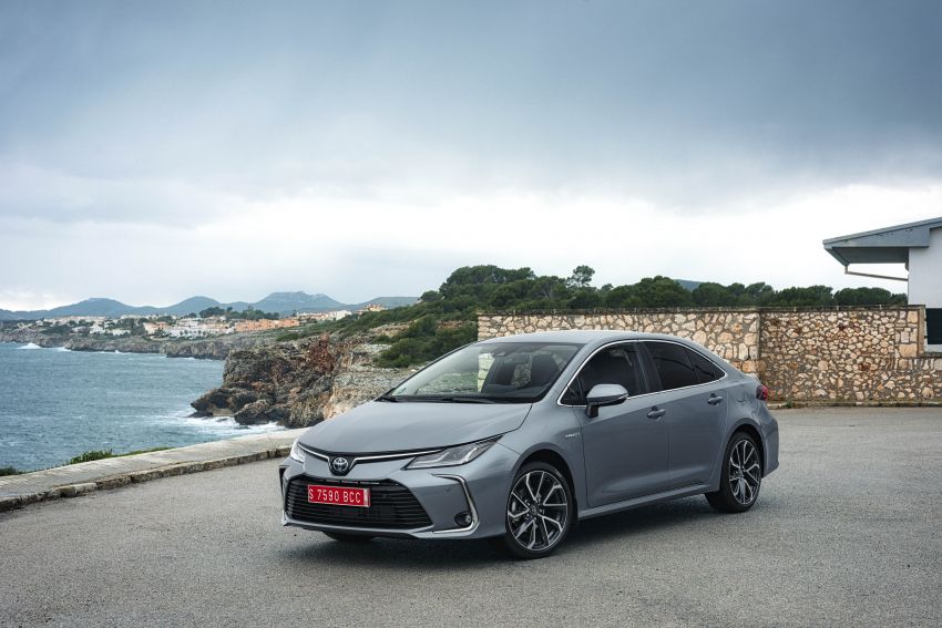 GALLERY: 2019 Toyota Corolla detailed for Europe – three body styles; four powertrains, including hybrids 926219
