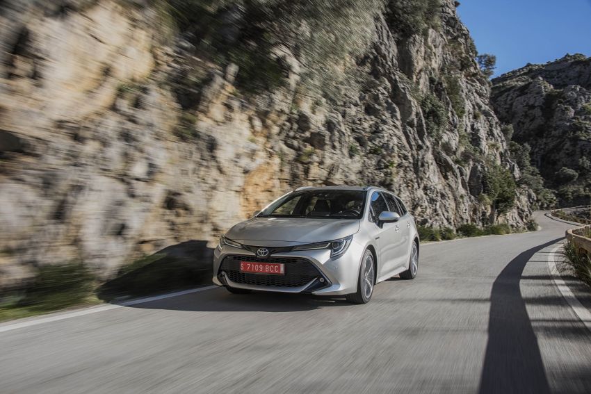 GALLERY: 2019 Toyota Corolla detailed for Europe – three body styles; four powertrains, including hybrids 926283