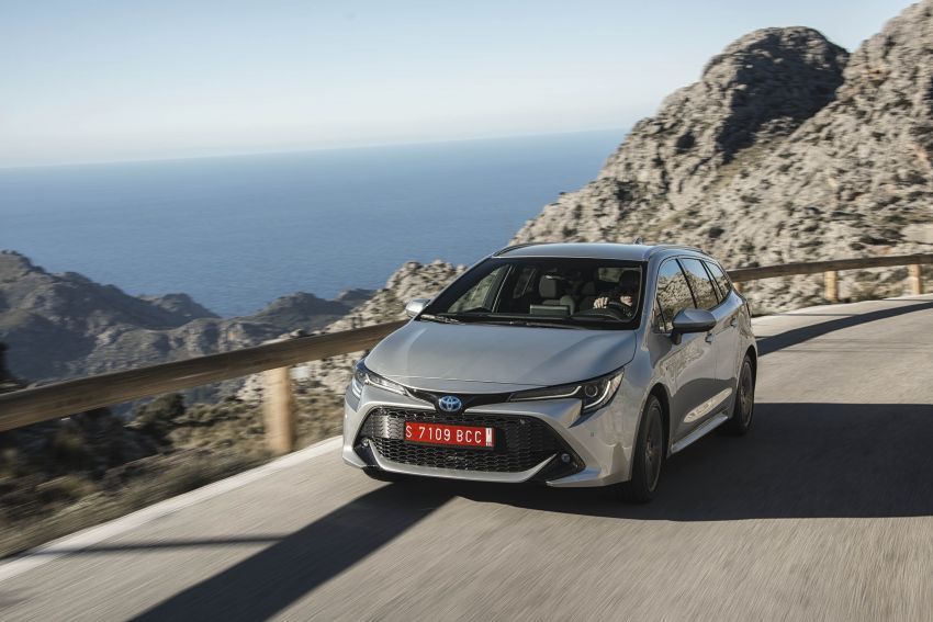 GALLERY: 2019 Toyota Corolla detailed for Europe – three body styles; four powertrains, including hybrids 926294