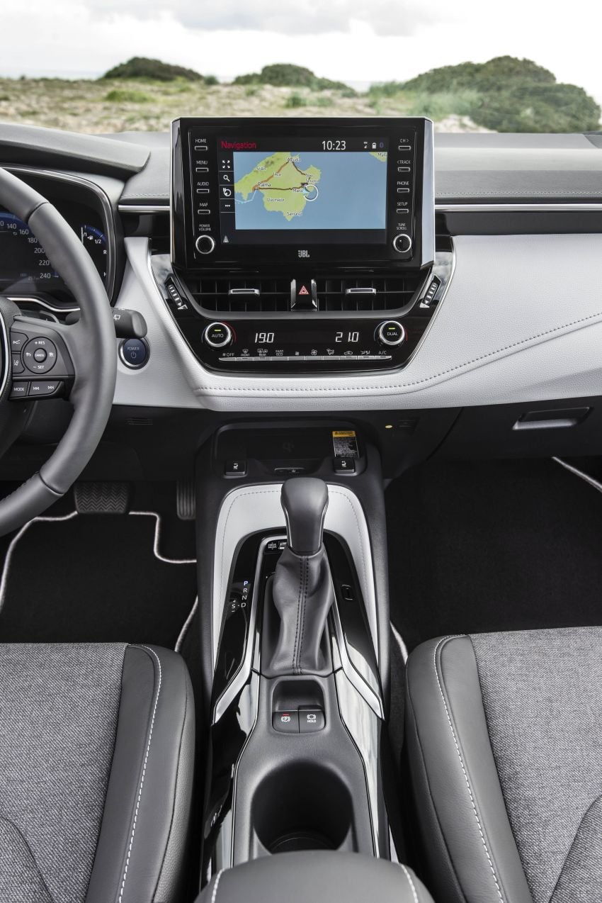 GALLERY: 2019 Toyota Corolla detailed for Europe – three body styles; four powertrains, including hybrids 926349