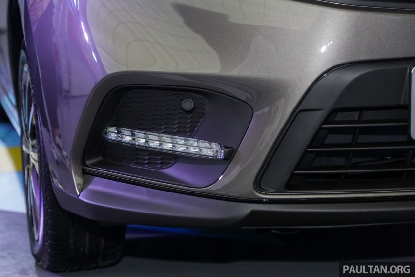 Proton Iriz facelift 2019 – 5 varian ditawarkan; enjin 1.3L dan 1.6L; yuran tempahan RM9.90 dari 1-22 Mac 927868