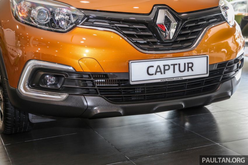 Renault Captur gets upgraded Euro 6 engine, new infotainment system, Captur+ Special Edition 955377