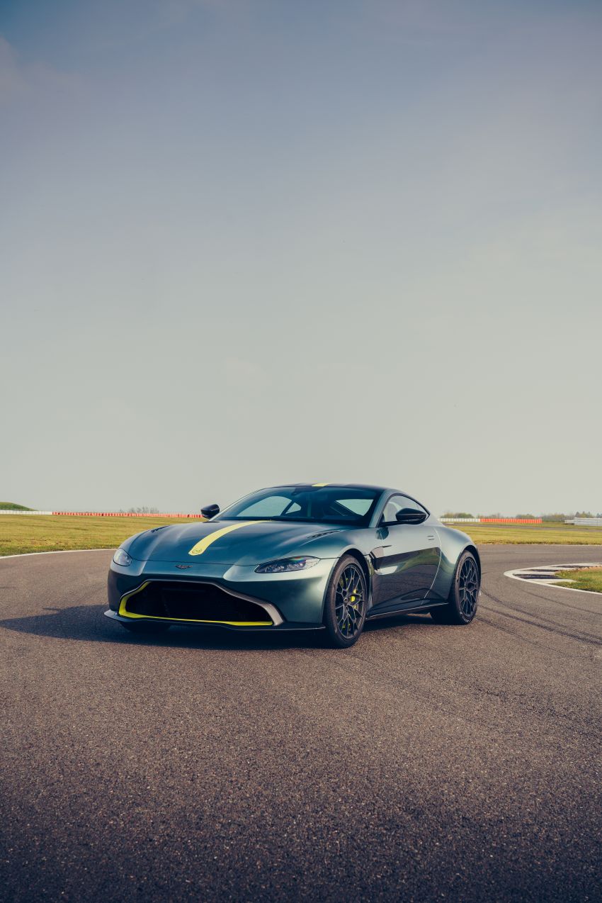 Aston Martin Vantage AMR gains seven-speed manual 955585