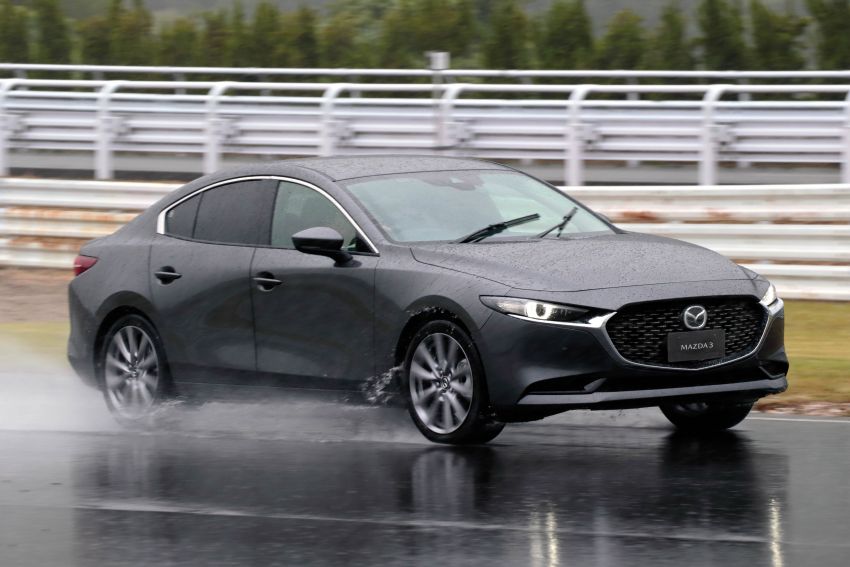 2019 Mazda 3 in detail – improved NVH; why a torsion beam and no touchscreen; unique sedan/hatch styling 974269