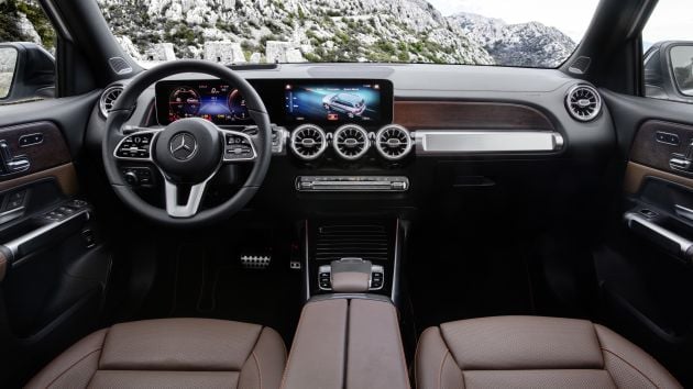 Mercedes-Benz GLB shown: compact SUV with 7 seats