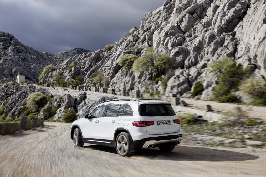 Mercedes-Benz GLB didedah – model kompak dengan pilihan tujuh tempat duduk, fungsi offroad, 4Matic 970242