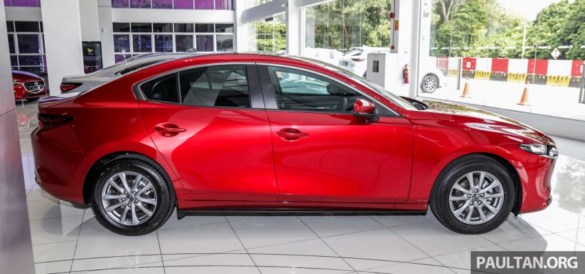 2019 Mazda 3 arrives at Malaysian showroom – 1.5L Sedan, 2.0L Hatchback High Plus; price from RM140k 982143