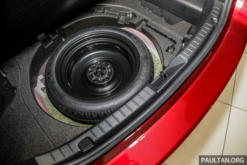 2019 Mazda 3 arrives at Malaysian showroom – 1.5L Sedan, 2.0L Hatchback High Plus; price from RM140k 982193