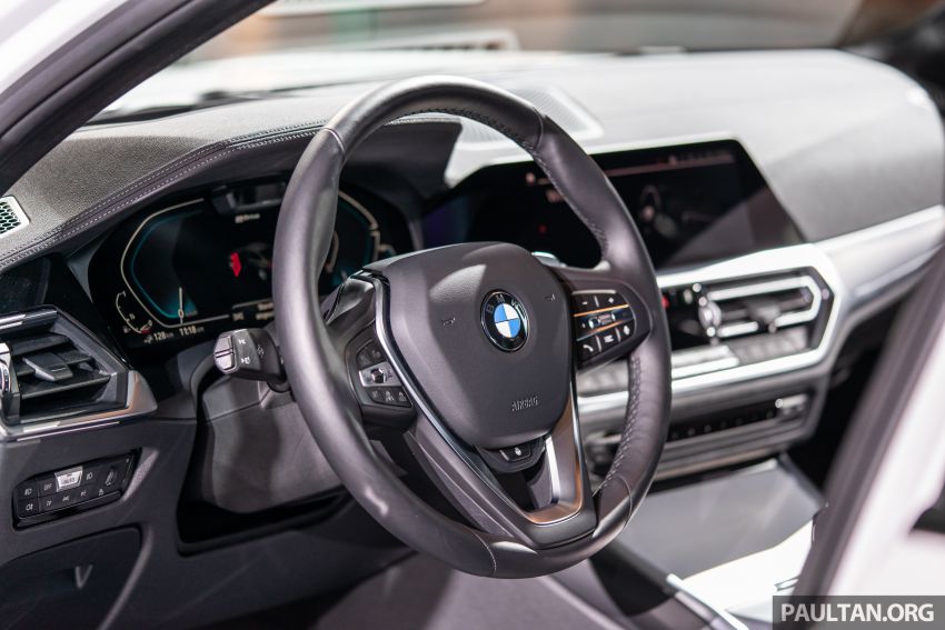 QUICK LOOK: 2019 G20 BMW 330e plug-in hybrid 983850