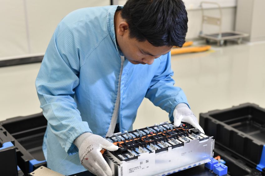BMW Group Thailand commences local assembly of high-voltage batteries for plug-in hybrid models 1014764