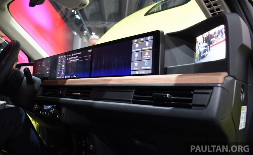 Honda e on display at the 2019 Frankfurt Motor Show – two outputs; priced from RM136,108 in Germany 1013893