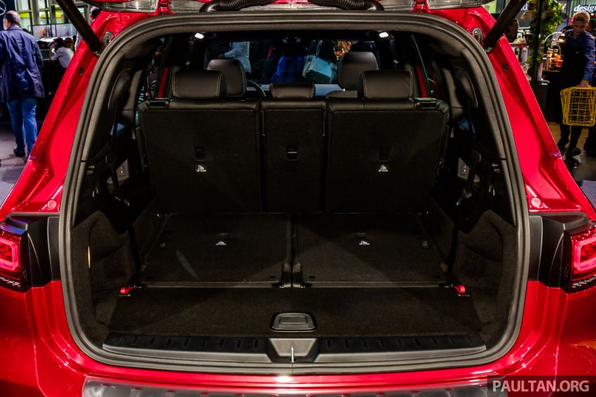 Mercedes-Benz GLB X247 dipamerkan di Frankfurt 1015335