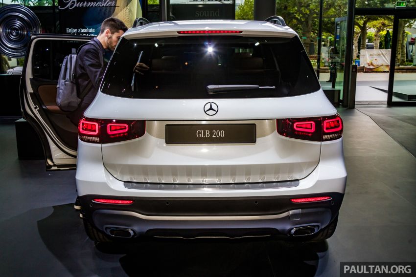 Mercedes-Benz GLB X247 dipamerkan di Frankfurt 1015342
