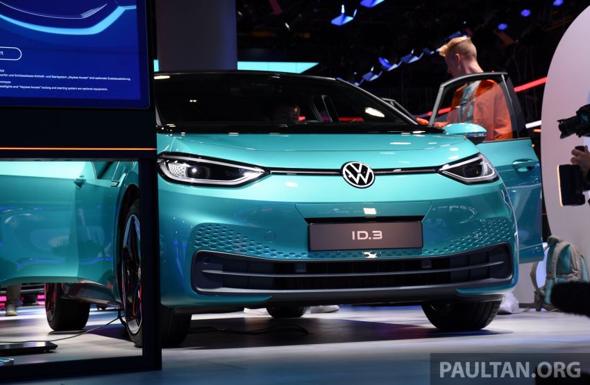 Volkswagen ID.3 pure electric car debuts – rear-wheel drive, up to 550 km range; from RM138k in Germany 1011640
