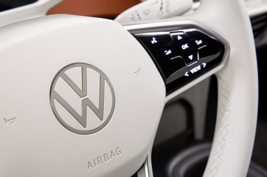 Volkswagen ID.3 pure electric car debuts – rear-wheel drive, up to 550 km range; from RM138k in Germany 1012247