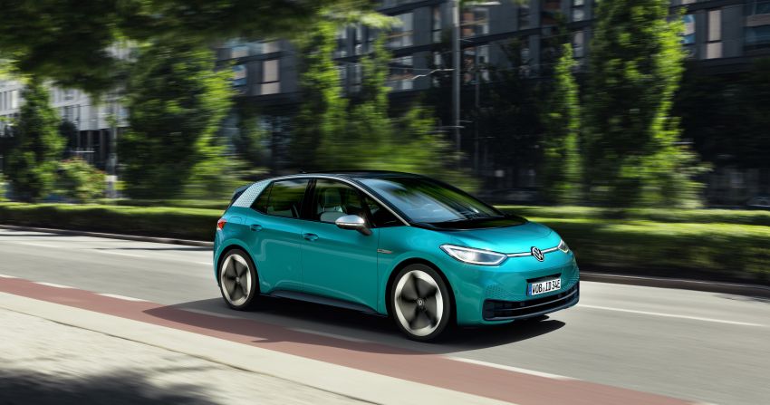 Volkswagen ID.3 pure electric car debuts – rear-wheel drive, up to 550 km range; from RM138k in Germany 1012248