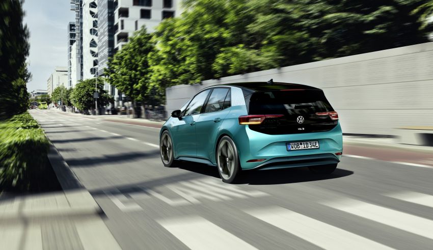 Volkswagen ID.3 pure electric car debuts – rear-wheel drive, up to 550 km range; from RM138k in Germany 1012249
