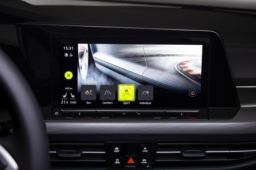 Volkswagen Golf Mk8 officially debuts – redesigned inside and out, new technologies, mild hybrid engines 1035508