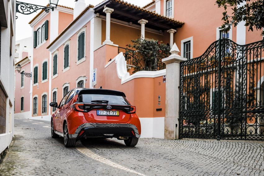 2020 Toyota Yaris Hybrid – 1.5L three-cylinder Dynamic Force engine, improved fuel efficiency and emissions 1079668