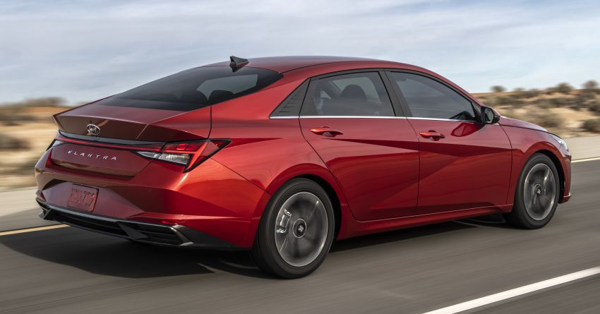2021 Hyundai Elantra, Elantra Hybrid debut – four-door coupe style, dual-screen setup, 64-colour LED lights! 1096664
